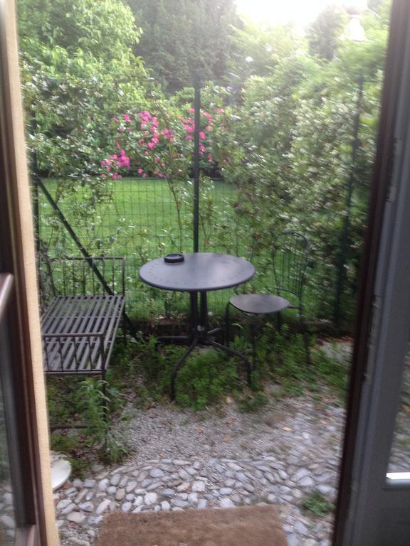 Casa La Viola Blu Panzió Cernobbio Kültér fotó