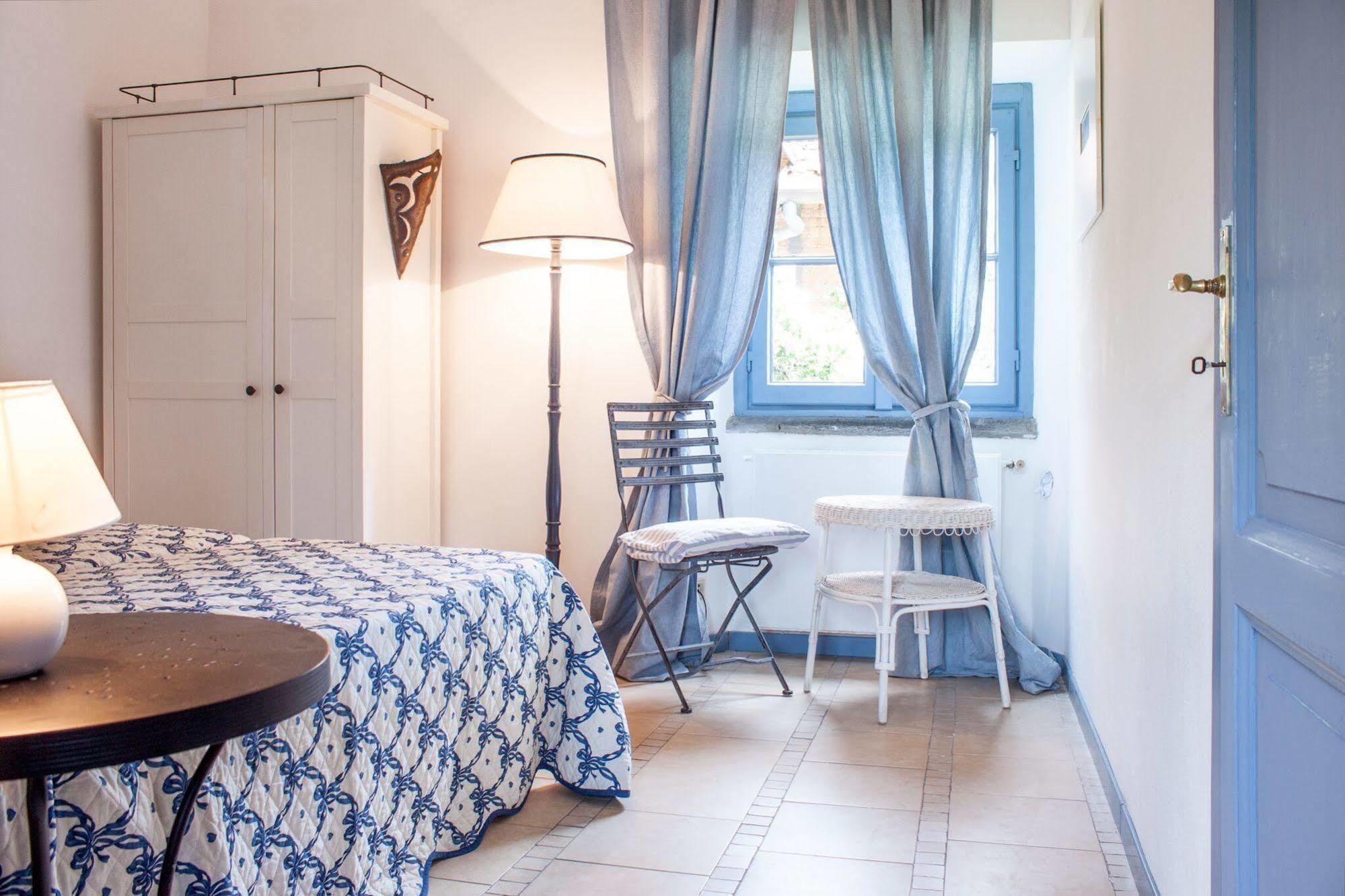 Casa La Viola Blu Panzió Cernobbio Kültér fotó